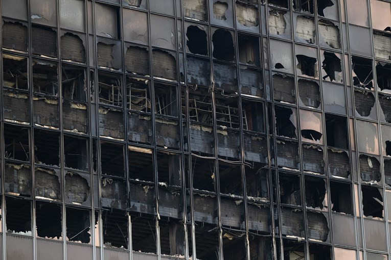 Požar progutao zgradu Vjesnika u Zagrebu