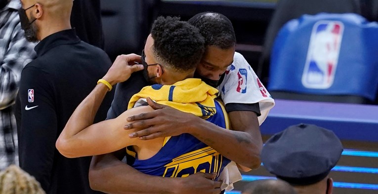 Curry dominirao na terenu protiv Brooklyn Netsa