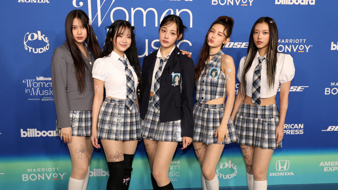 K-pop grupa “NewJeans” raskinula ugovor s agencijom zbog optužbi za zlostavljanje