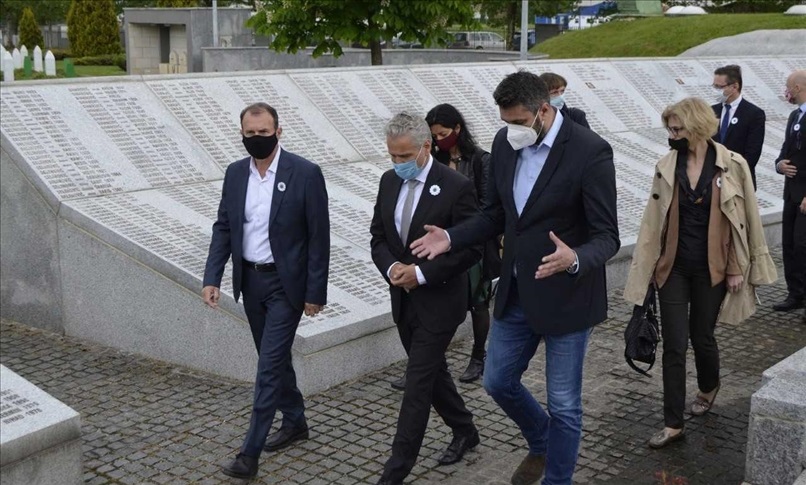 Satler u Srebrenici