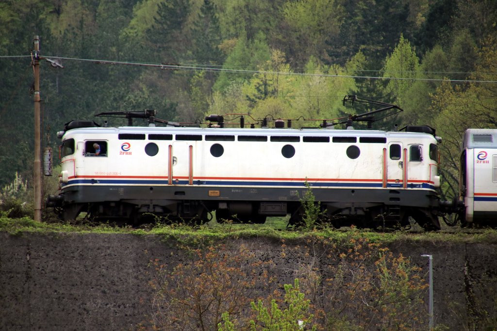 Tragedija kod Ilidže: Voz usmrtio muškarca (43) na pruzi