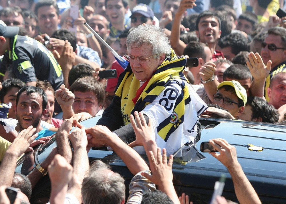 Predsjednik Fenerbahcea: Kartal ostaje trener uprkos objavi ostavke