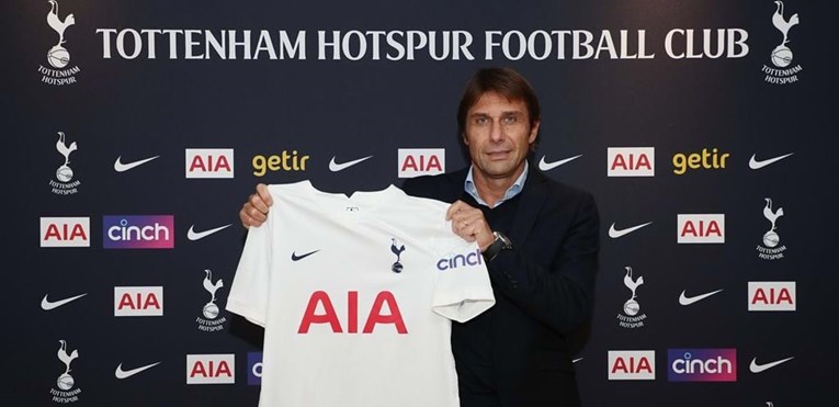 Antonio Conte novi je trener Tottenhama