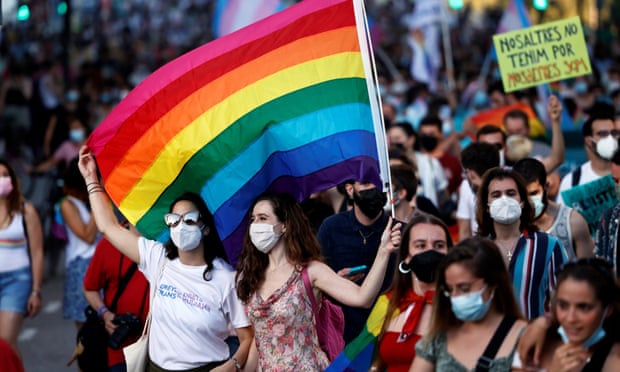 Javnost bijesna nakon što je ženi homoseksualnost dijagnostifikovana kao bolest