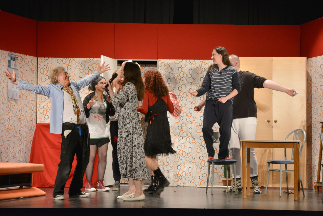 U petak urnebesna gostujuća komedija na sceni KSC Bugojno -"Tri put' Bog pomaže"