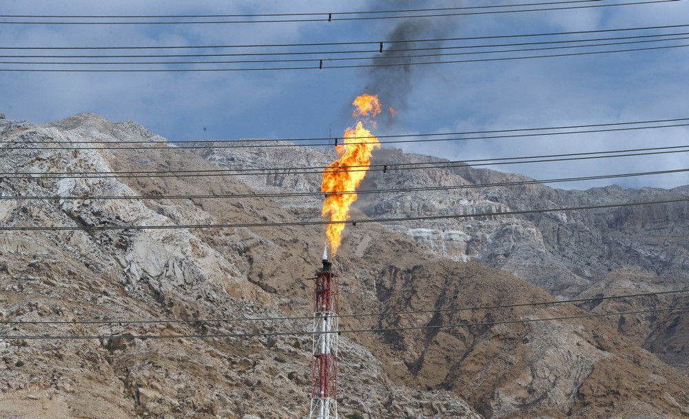 Požar u najvećem plinskom postrojenju u Iranu stavljen pod kontrolu