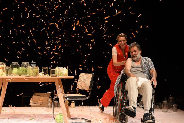 Nagrađivana predstava "Kiselina" sutra na matičnoj sceni BNP Zenica