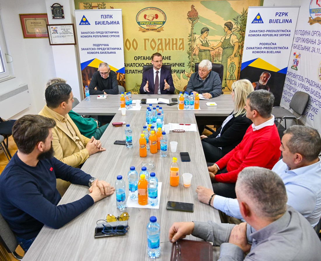 Stanivuković posjetio Bijeljinu, sastao se sa članovima Zanatsko-preduzetničke komore