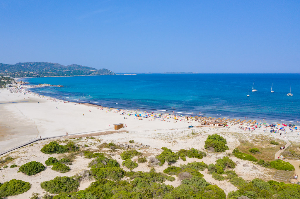 Kazne i do 3.000 eura za one koji su krali bijeli pijesak sa plaža na Sardiniji