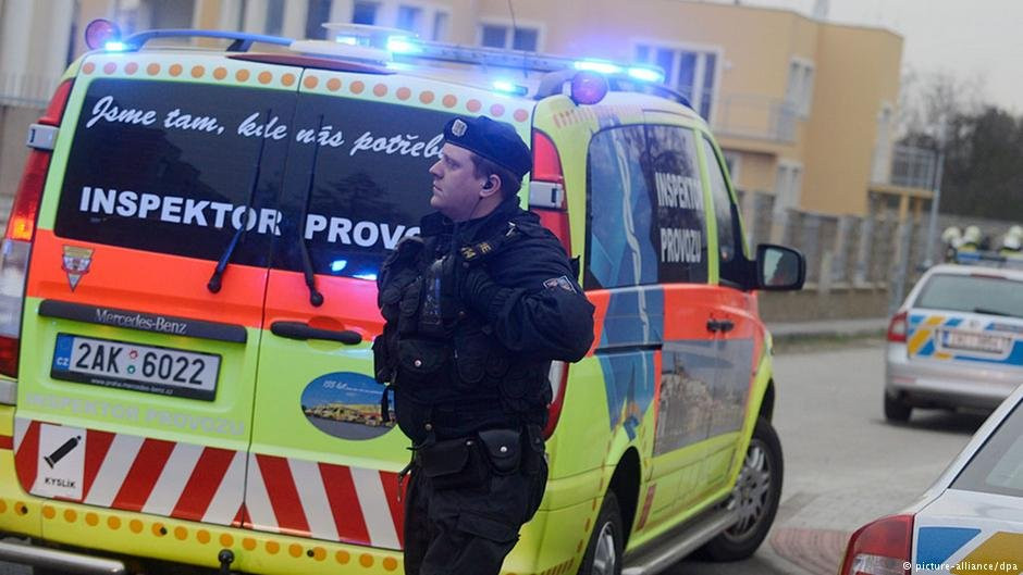 Češka policija razbila međunarodni lanac krijumčara migranata