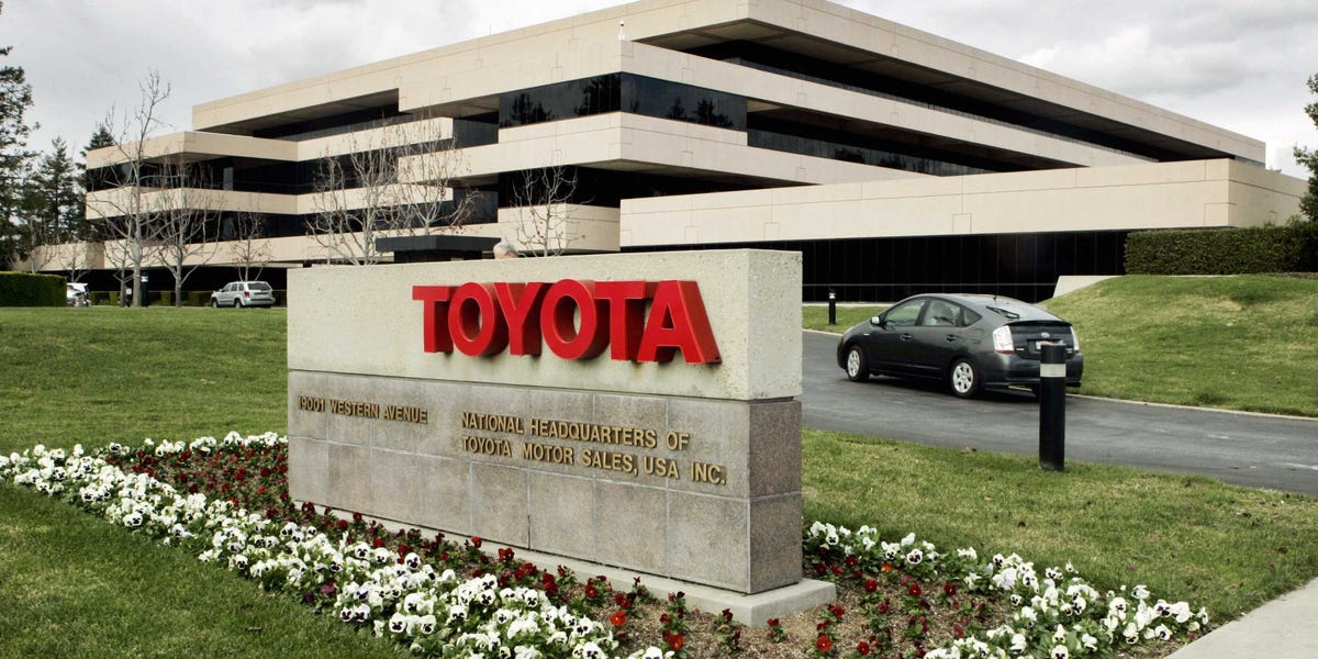 Toyota će od GM-a preuzeti prvo mjesto u prodaji automobila u SAD-u