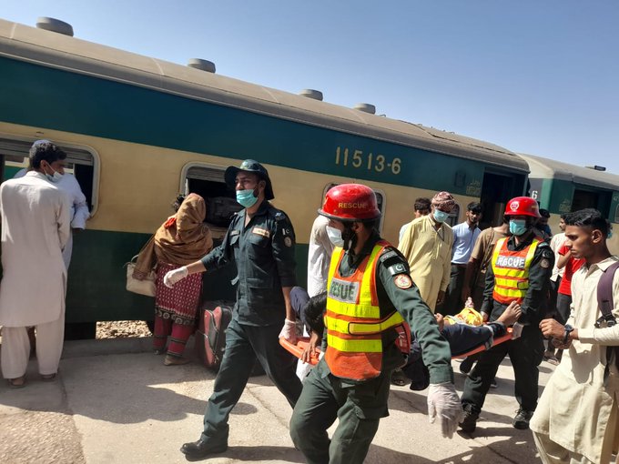 Broj mrtvih u sudaru vozova u Pakistanu porastao na 51