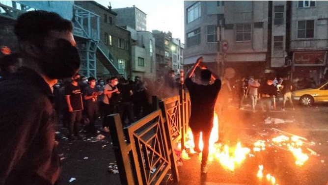 Više od 500 ubijenih od početka nemira u Iranu