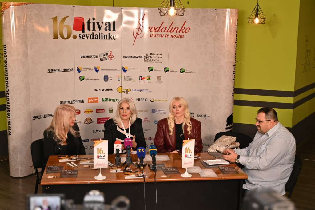 Počeo Festival sevdalinke u Tuzli