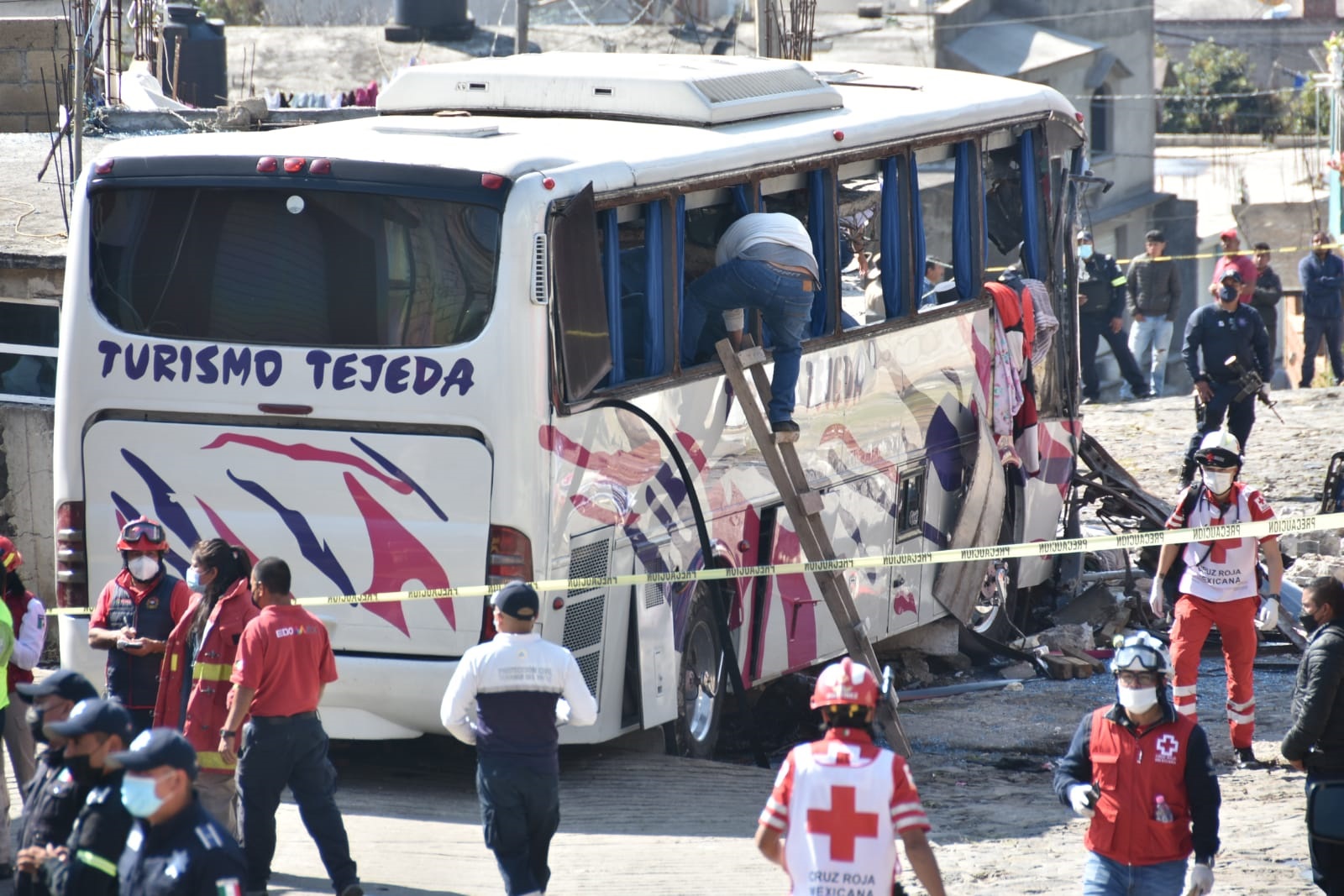 U Meksiku poginulo 19 ljudi, više od 20 povrijeđeno