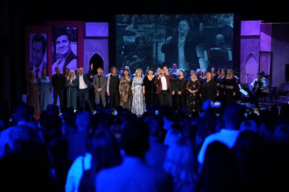 Upriličena revijalna večer 17. Festivala sevdalinke, u duhu tradicije i sjećanja na Halida Bešlića