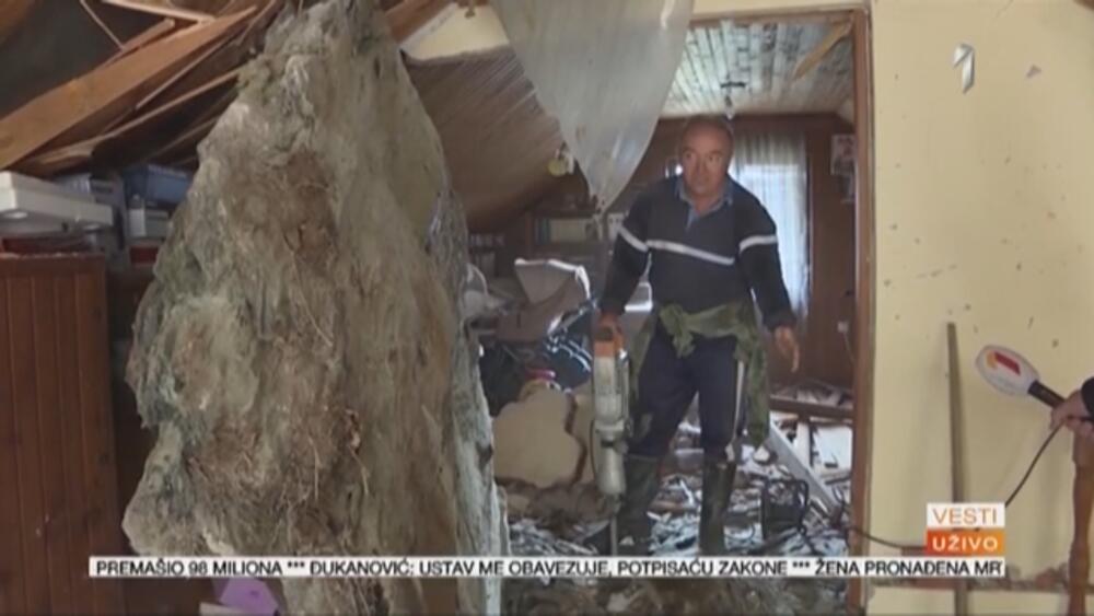 Stijena teška nekoliko tona survala se na kuću u Srbiji