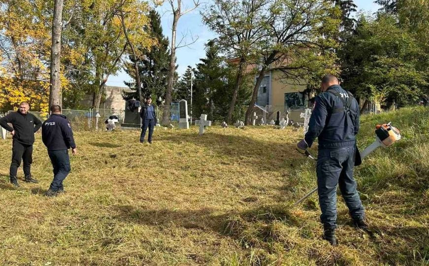 Dodik poslao komunalce iz I. Sarajeva da pokose groblje, iz Pokopa pitaju: Ko je dao dozvolu?