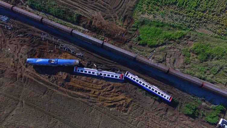 Kongo: Najmanje 60 osoba poginulo nakon iskakanja voza iz šina