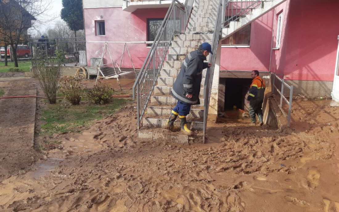 Civilna zaštita KS: Preduzeti mjere zaštite od kiše, grada i vjetra