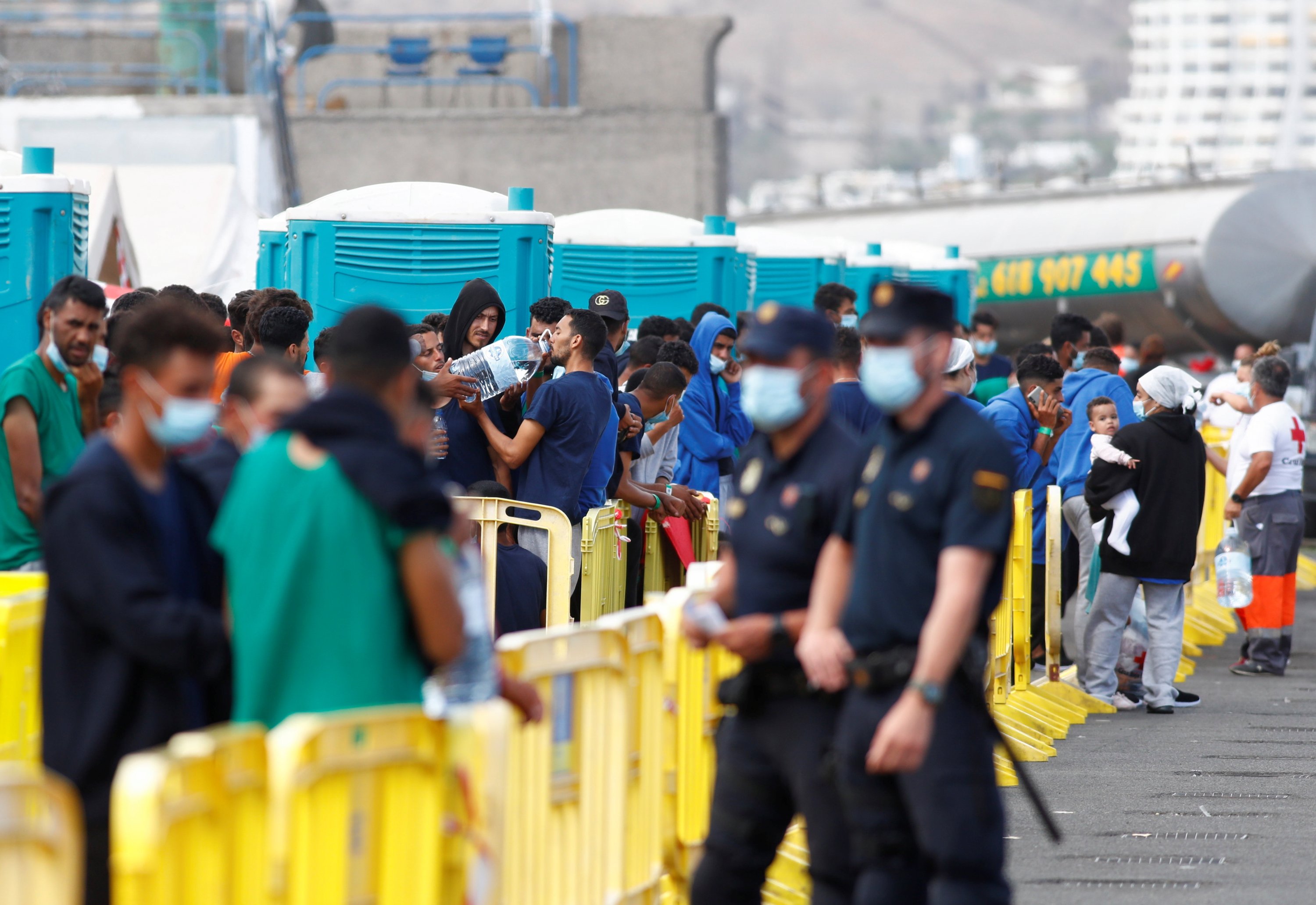Osmoro migranata stradalo u brodolomu kod Kanarskih ostrva