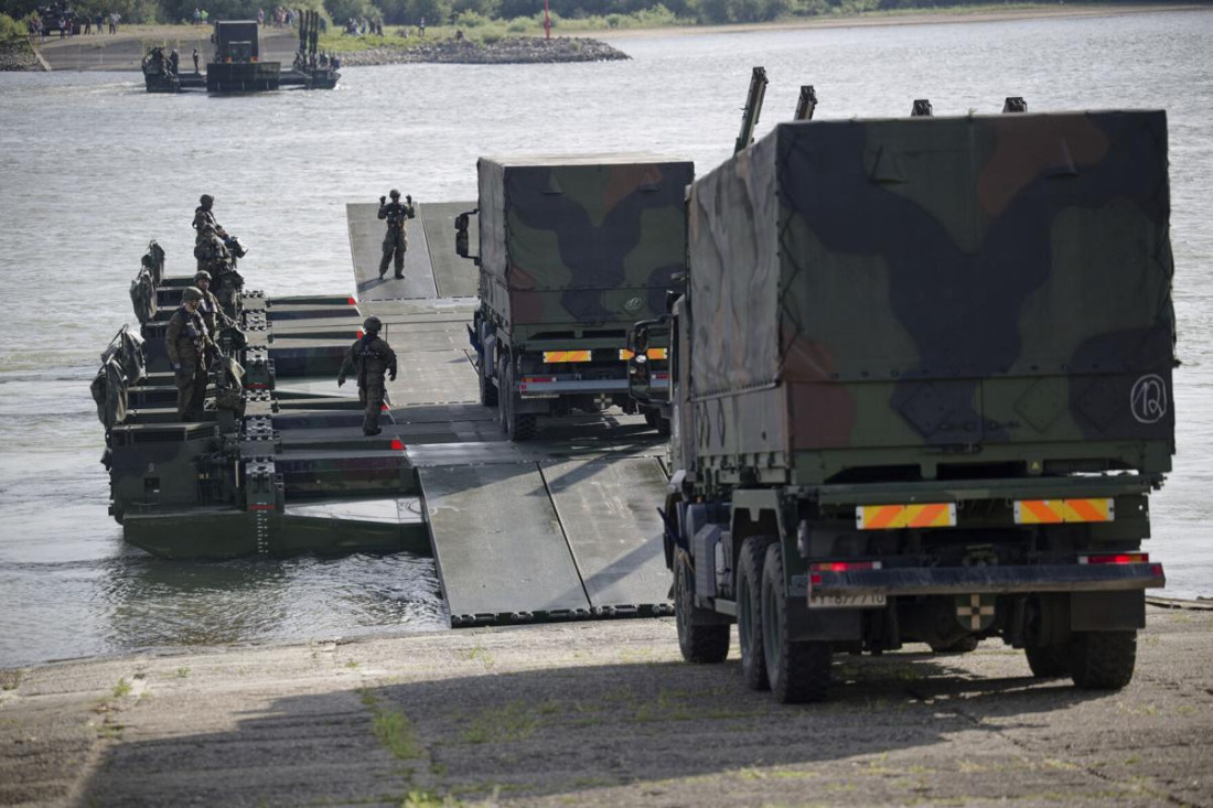 Njemačka i saveznici održavaju veliku vojnu vježbu na rijeci Rajni