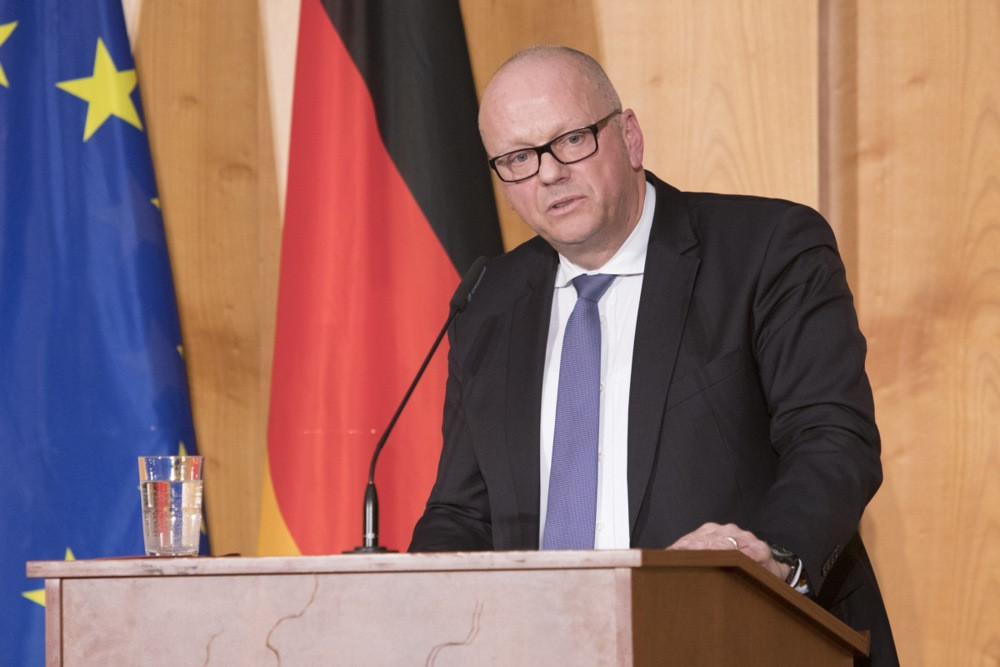 Njemački diplomata tvrdi da Trump planira redefinisanje ustavnog poretka SAD-a