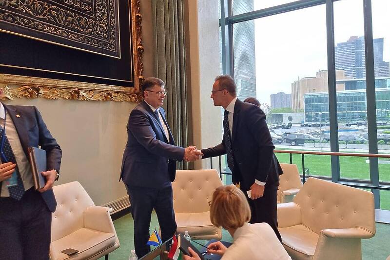 Tegeltija sa Szijjartom: Mađarska će osigurati dovoljno plina za BiH