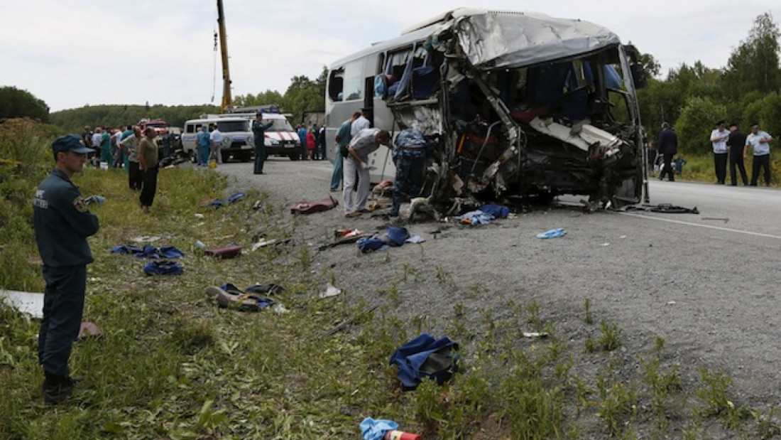 Rusija: U sudaru dva kamiona i minibusa poginulo 15 osoba