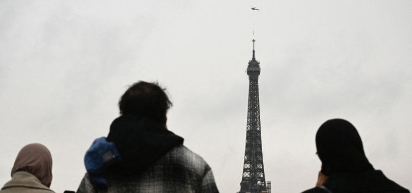 Eiffelov toranj porastao za šest metara