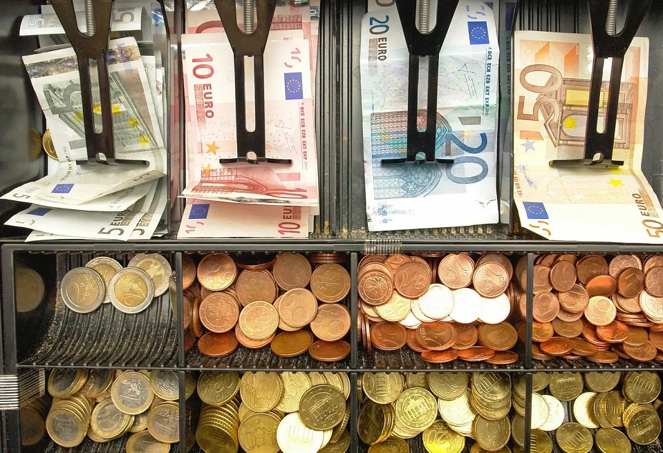 Inflacija u eurozoni u decembru pet posto