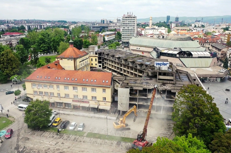 IZBiH: Hotel 'Palas' u Banjoj Luci gradi se na temeljima nasilno porušene džamije