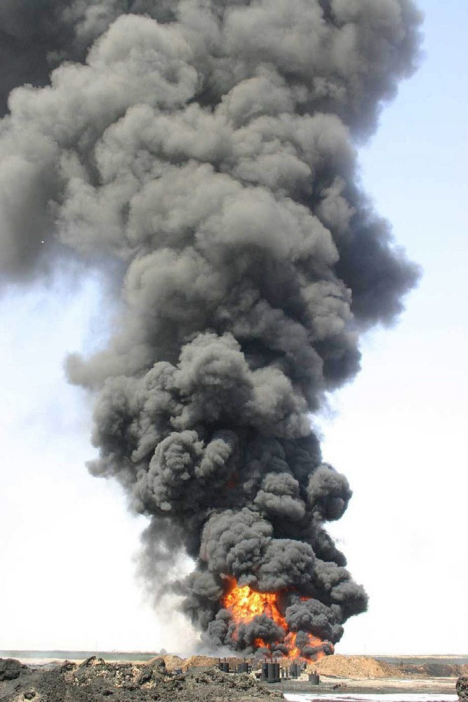 Eksplozija na naftnom polju u Iraku, obustavljen rad postrojenja kojim upravlja američka kompanija