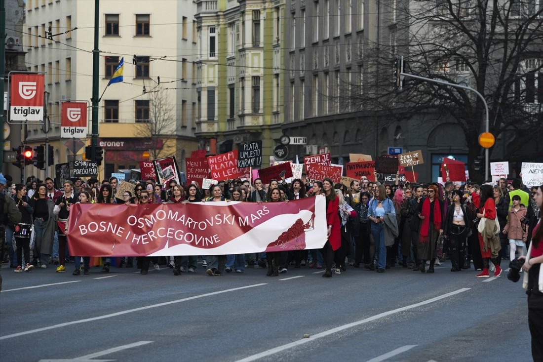 Osmomartovski marš u Sarajevu: Hoću da živim od svog rada