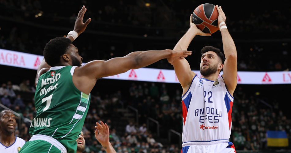 Košarkaši Efesa pobijedili Žalgiris