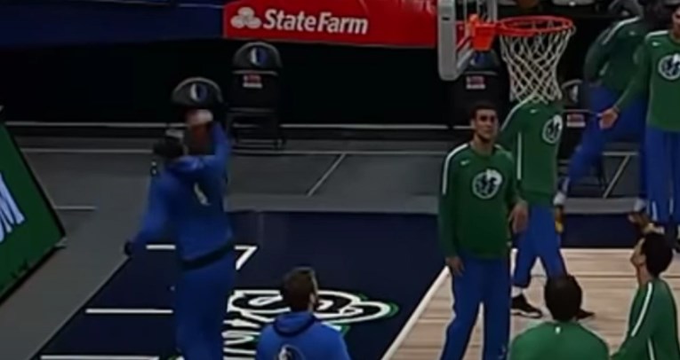 VIDEO / Dončić postigao koš koji je teško nadmašiti