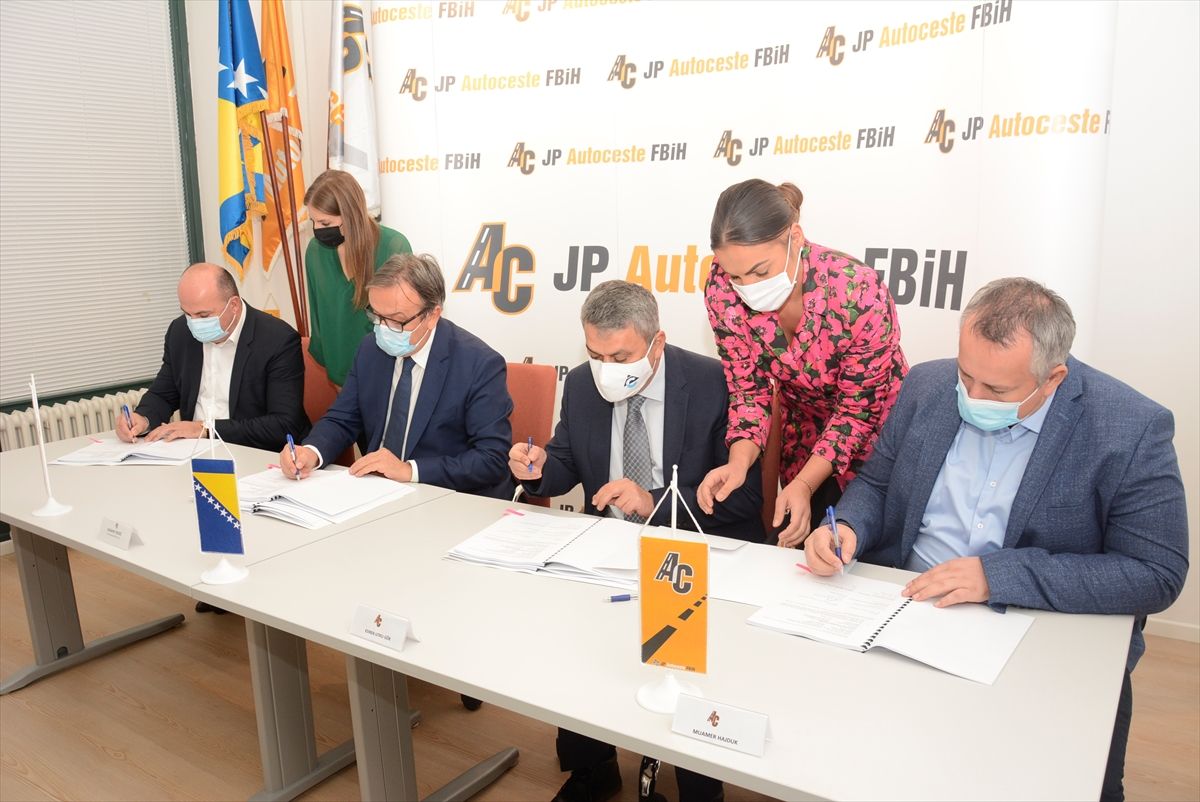 Potpisan ugovor za izgradnju dionice Poprikuše – Nemila na Koridoru 5c