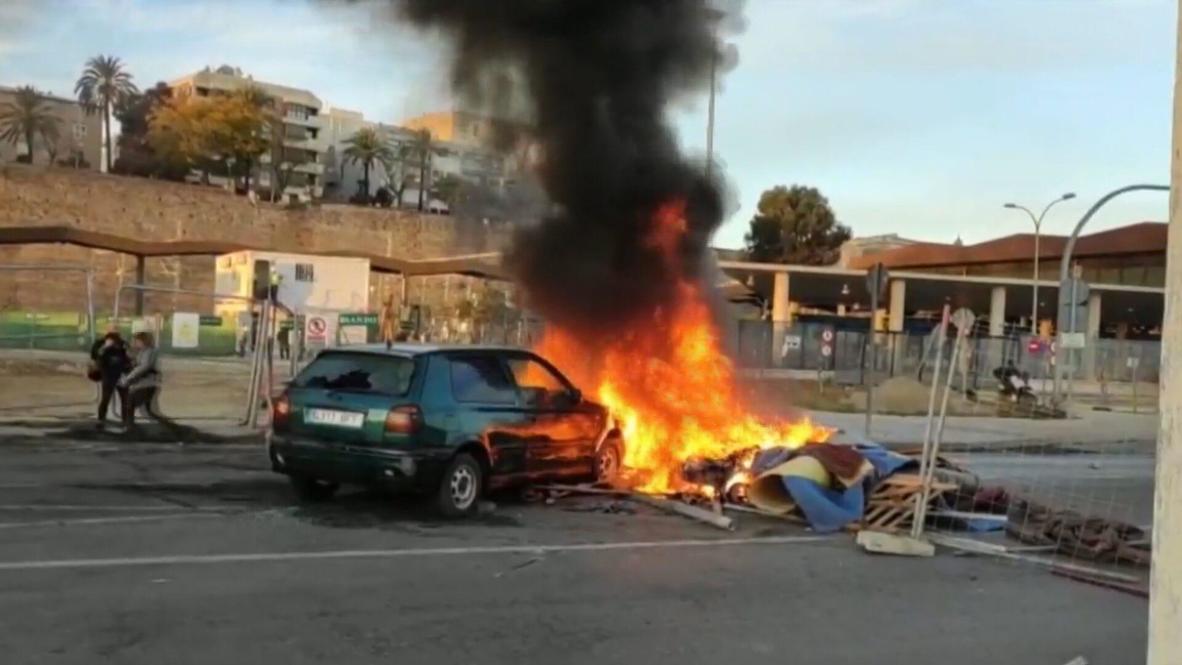 Radnici u španskom Cadizu blokirali puteve, traže povećanje plata