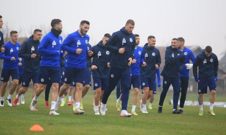 Nogometaši BiH spremni za Finsku, trenirao i Džeko