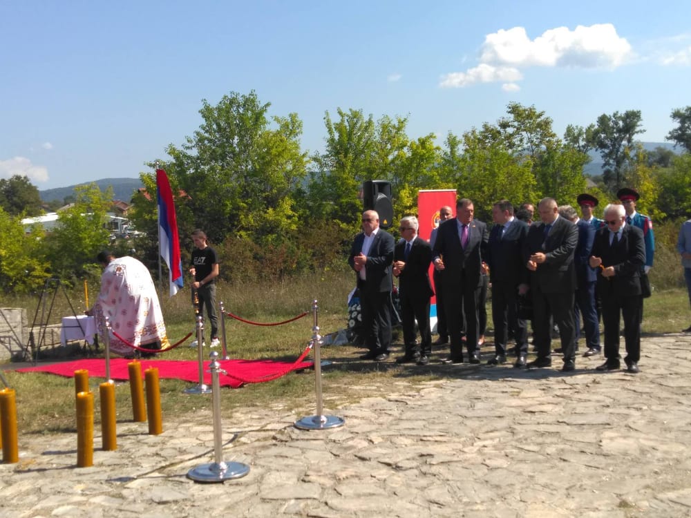 Obilježena godišnjica stradanja Srba u Garavicama kod Bihaća