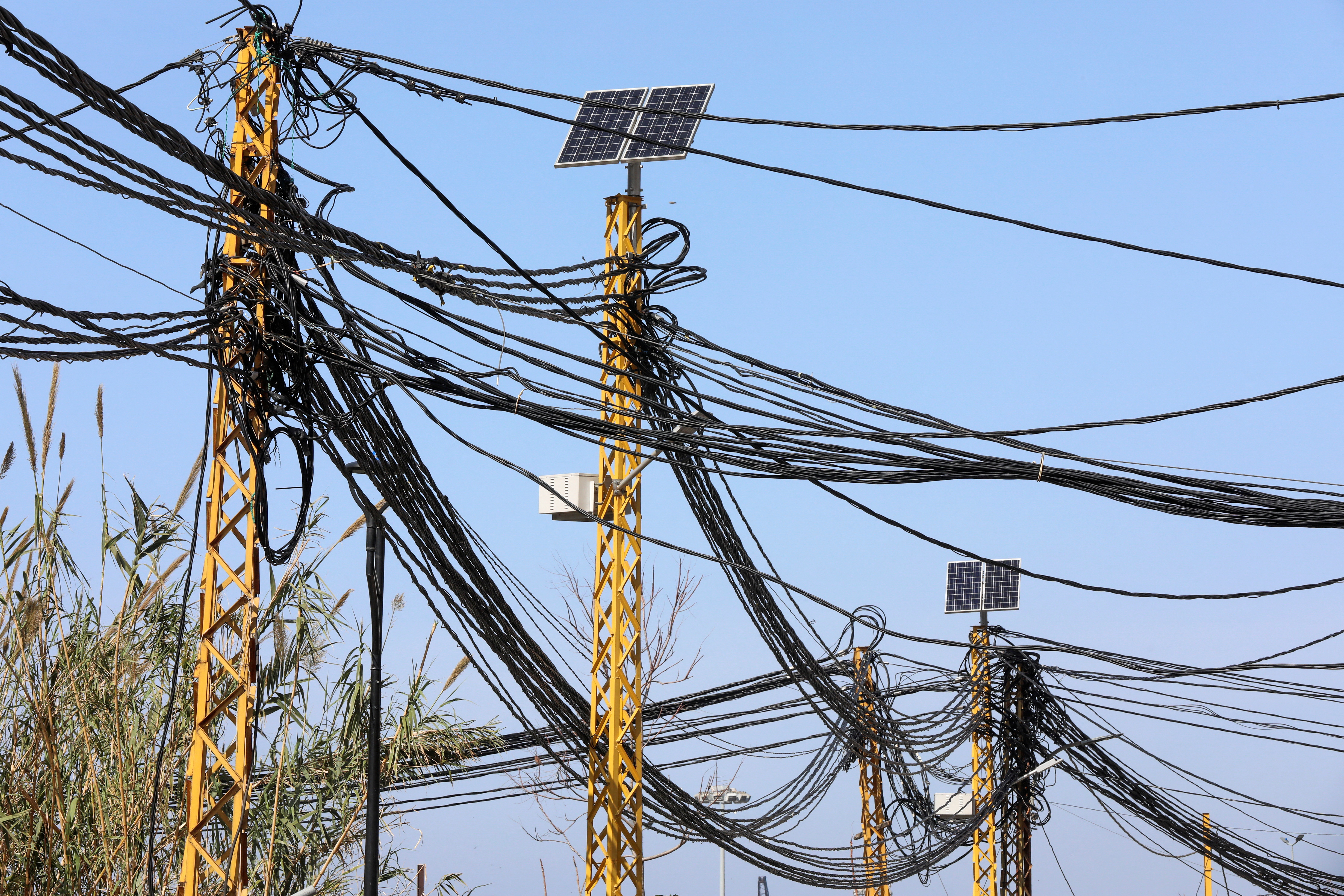 Liban ostao bez struje zbog nestašice goriva