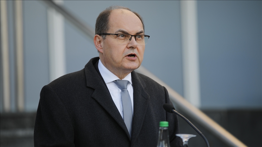 Osude zbog prijetnji smrću Schmidtu