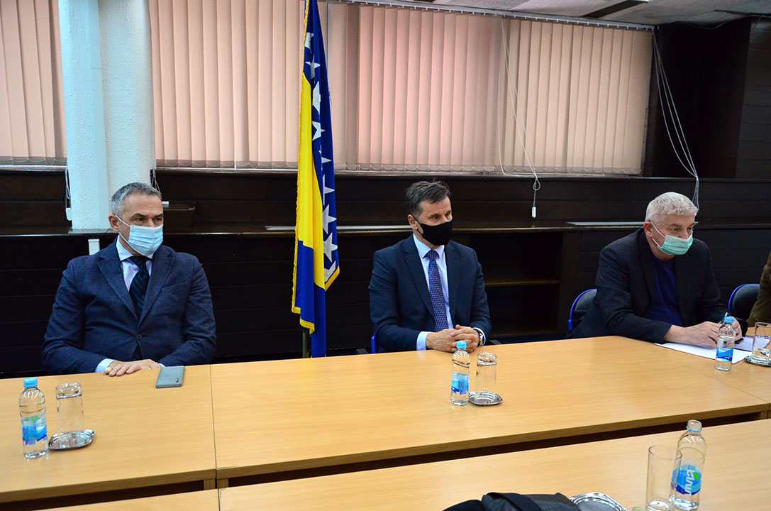 Novalić održao sastanak o autocesti Tuzla - Brčko - Orašje