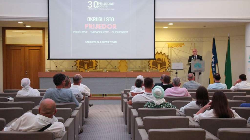 Na okruglom stolu ukazano na težinu zločina s elementima genocida u Prijedoru