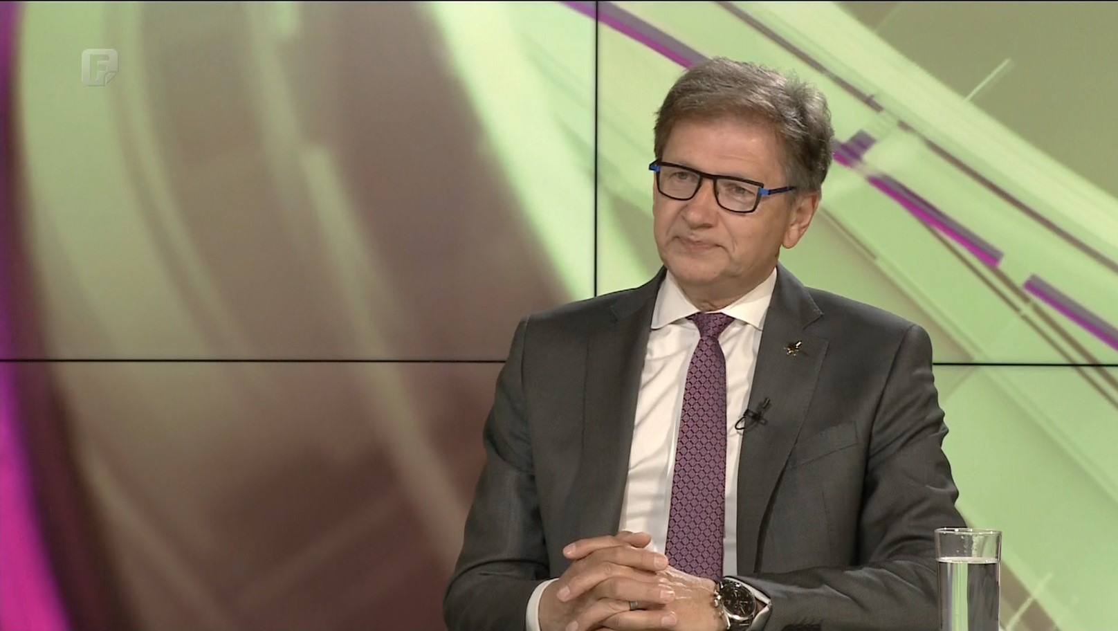 Hadžikadić u Rezimeu: Razmišljam o povlačenju kandidature