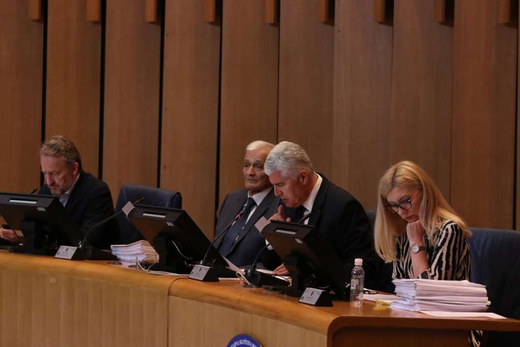 U ponedjeljak hitna sjednica Doma naroda PSBiH o osiguranju novca za izbore