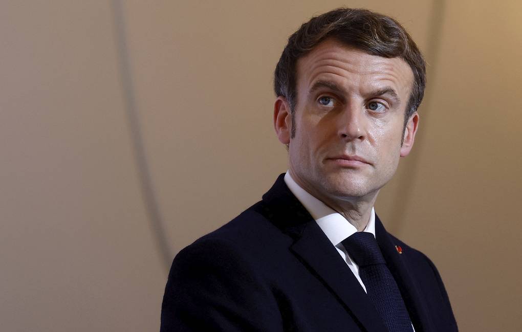 Macron zatražio od Putina da prekine opsadu Mariupolja