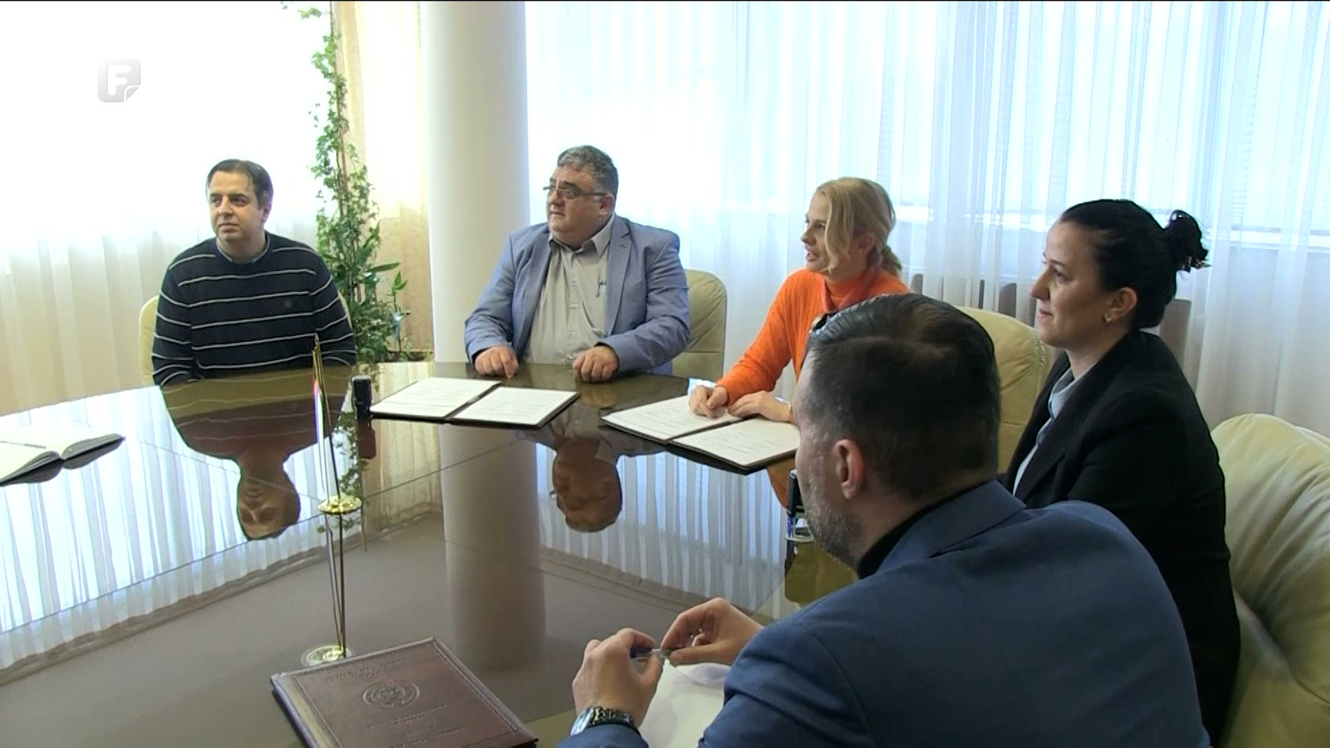 Potpisane izmjene i dopune kolektivnog ugovora za uposlene u oblasti obrazovanja i kulture u RS-u