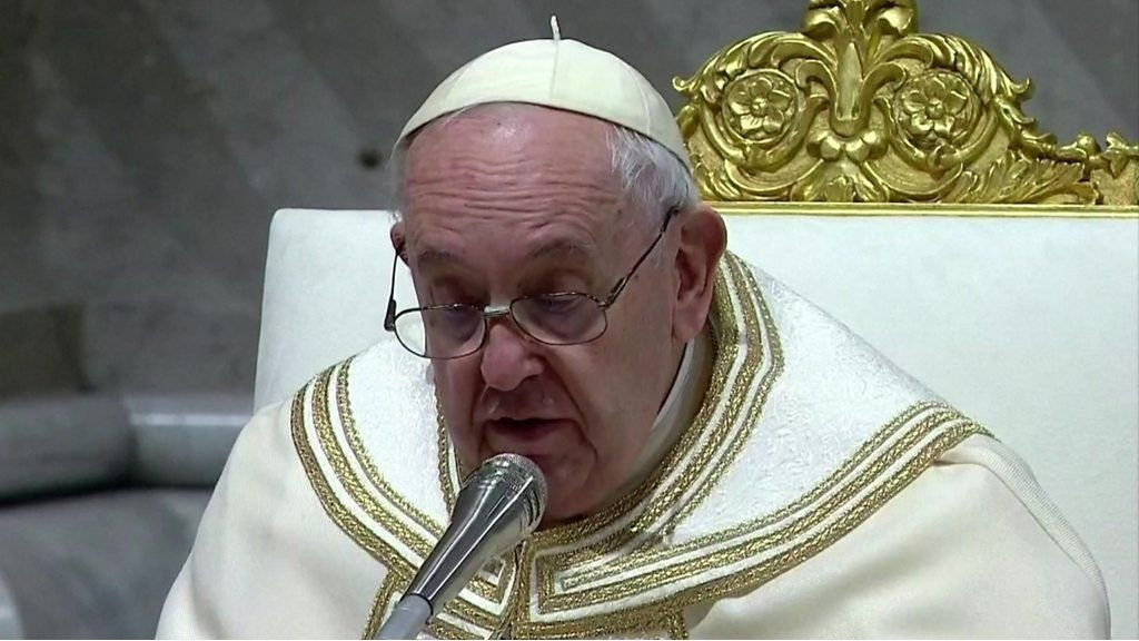 Papa Franjo o smrti Benedikta XVI: Bio je poklon crkvi i svijetu