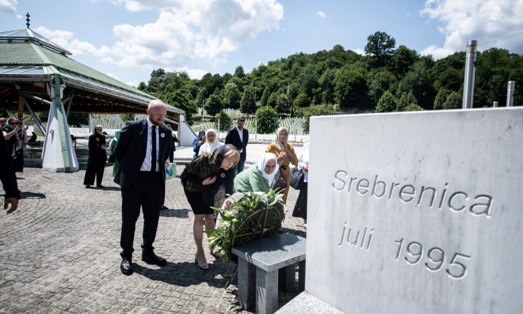 Britanska ministrica Morton posjetila izložbu 'Srebrenica: Naša priča'